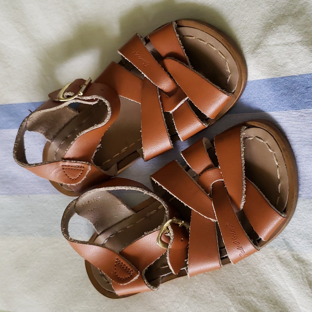 Salt Water Brown Leather Fisherman Girls Sandals 8